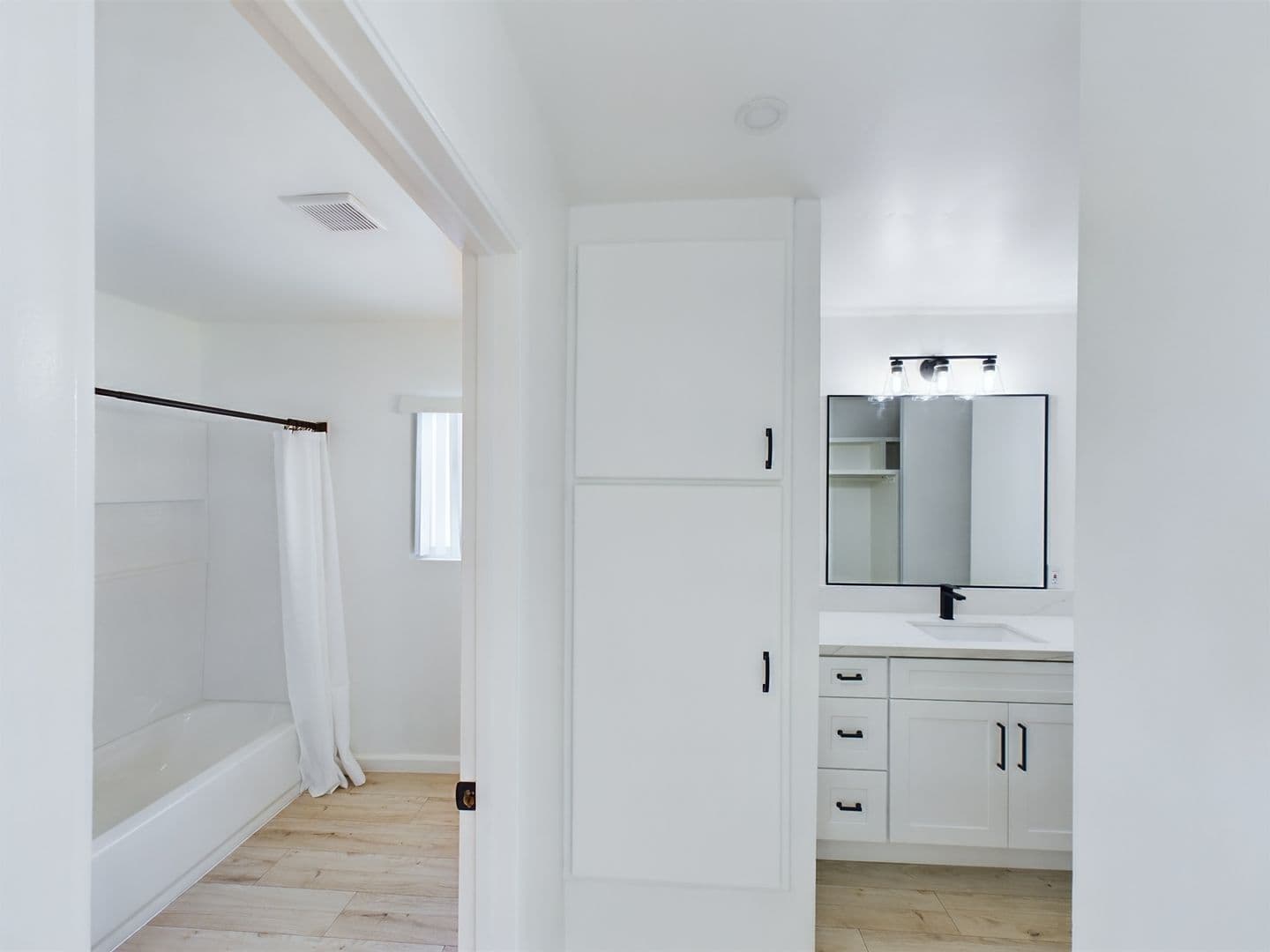 San Diego Apartment: 6715-6717 N Elman St