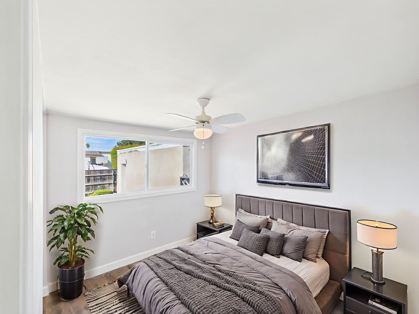 San Diego Apartment: 3430-3434 Nile Street