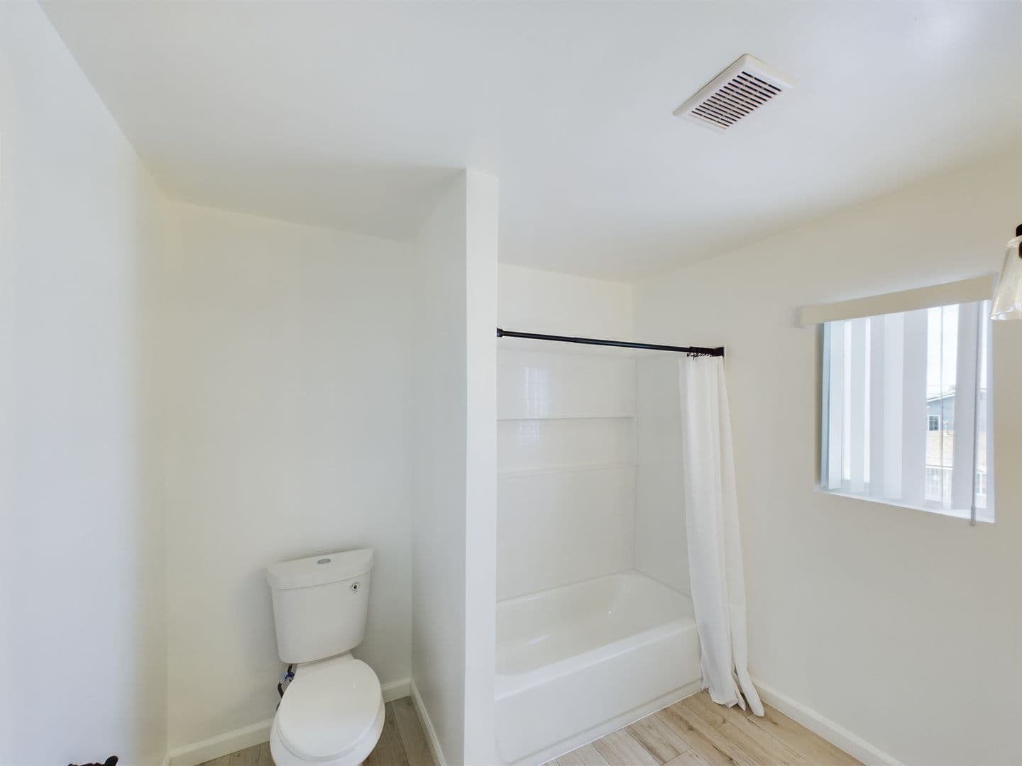 San Diego Apartment: 6715-6717 N Elman St