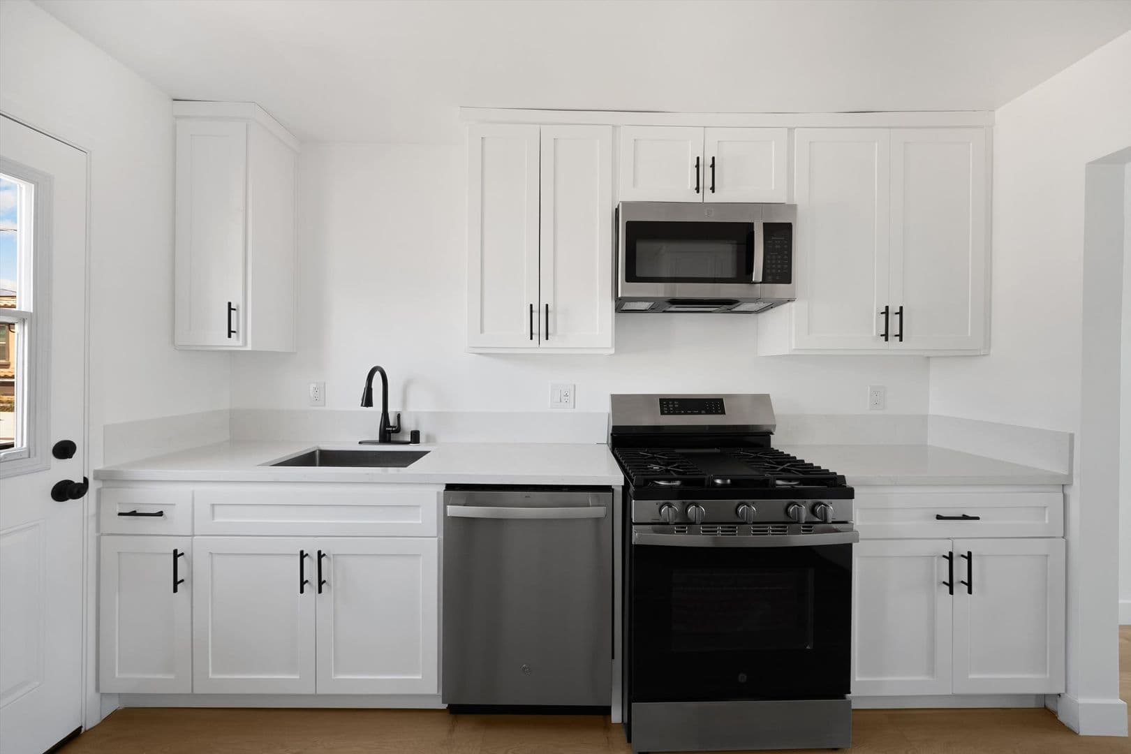 Arcadia Apartment: 15 Christina Street