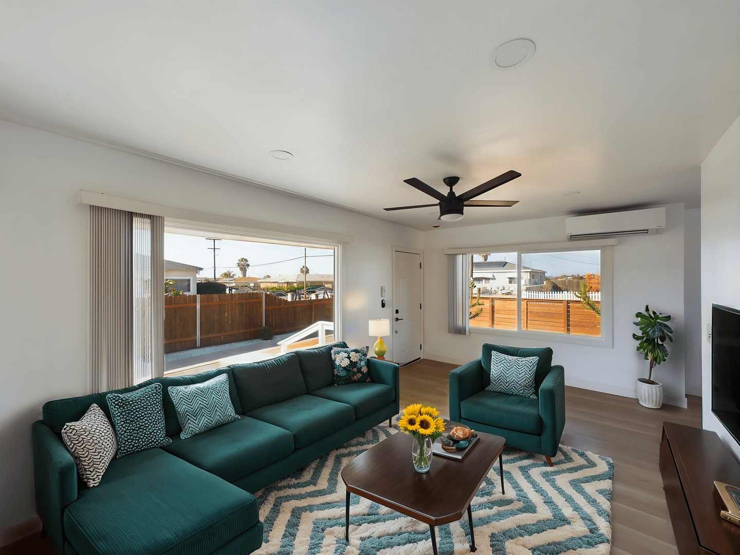 San Diego Apartment: 5603 Alleghany St