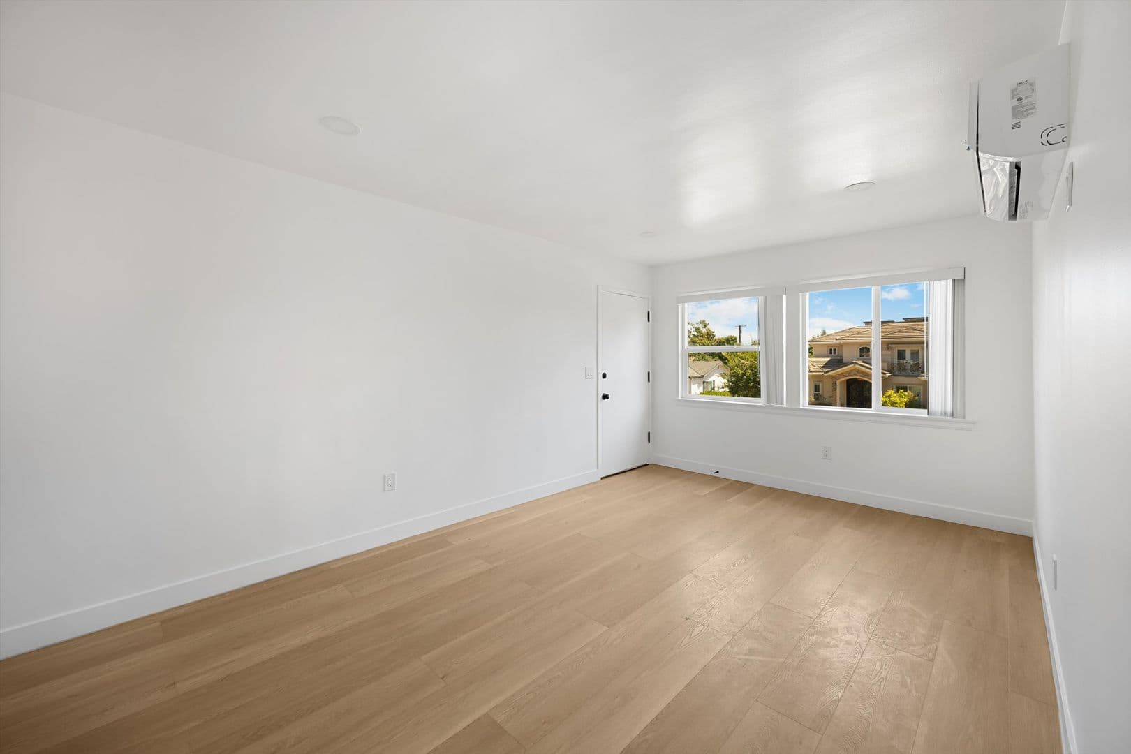 Arcadia Apartment: 15 Christina Street