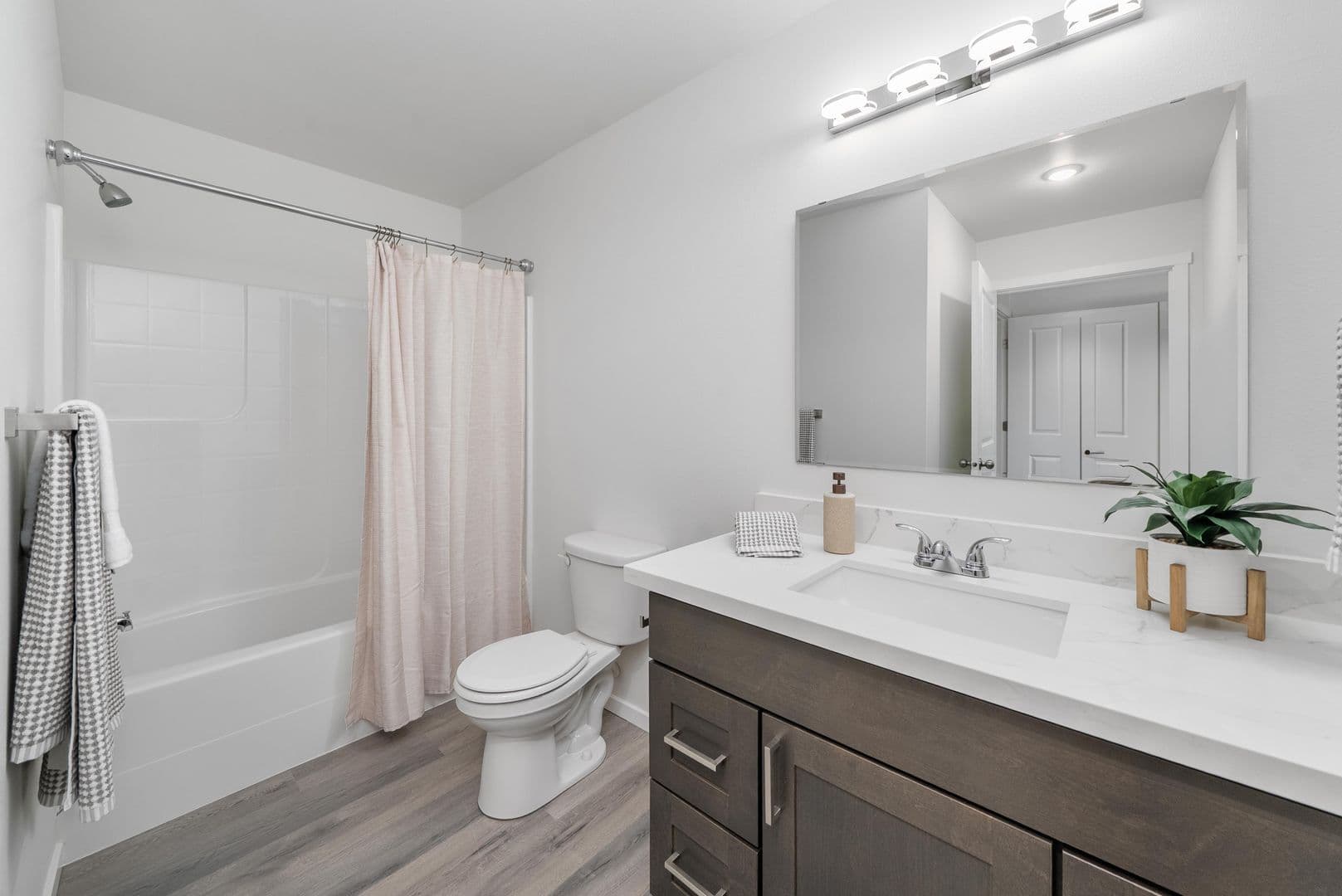 Port Orchard Apartment: 1501 SE Blueberry RD