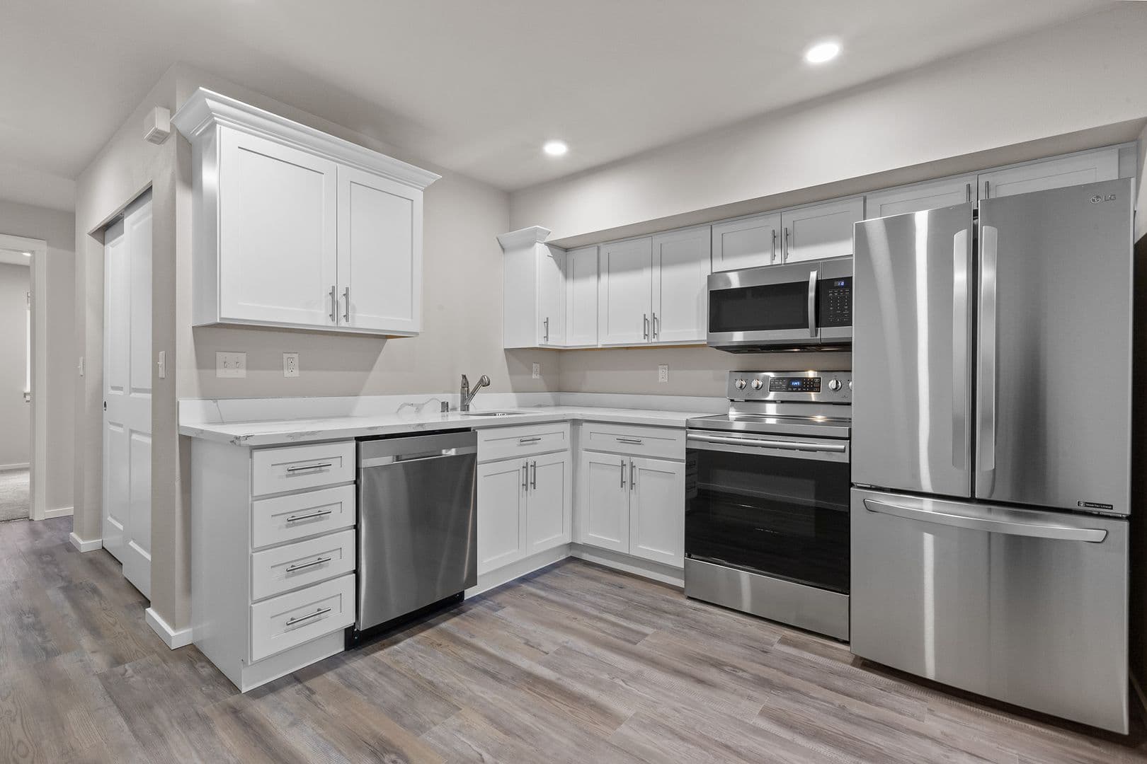 Tacoma Apartment: 3714 S. Yakima Ave