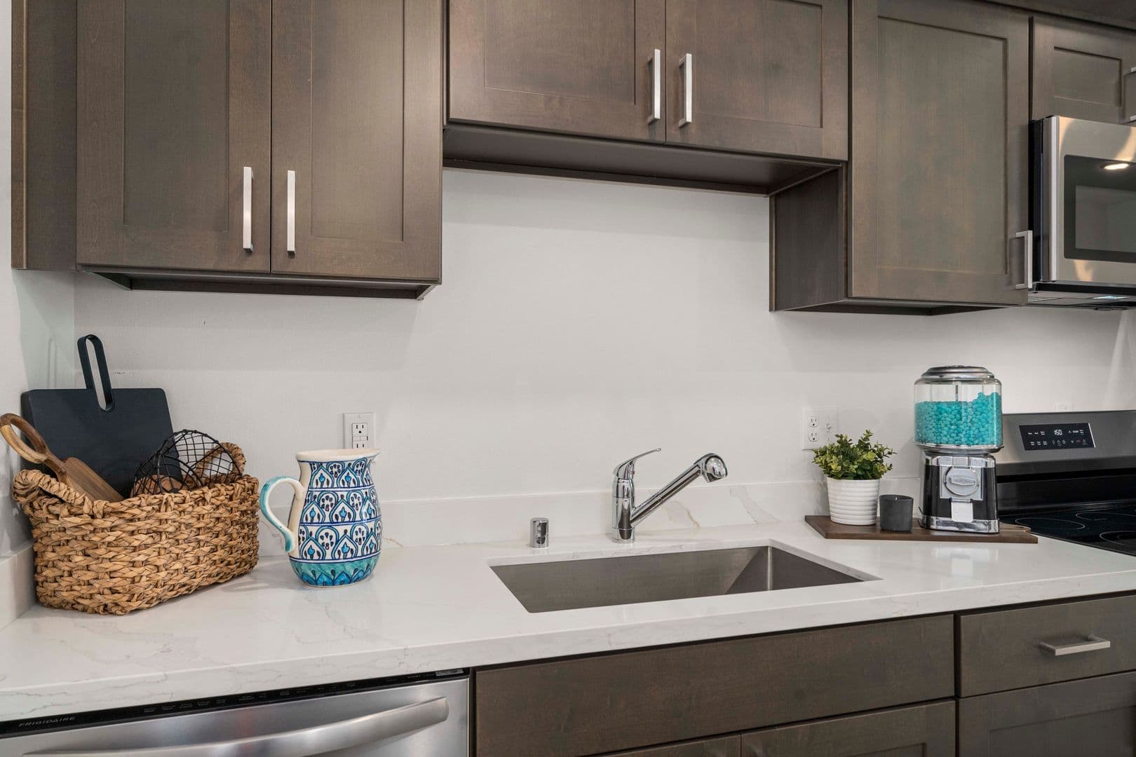 Port Orchard Apartment: 1481 SE Blueberry Rd