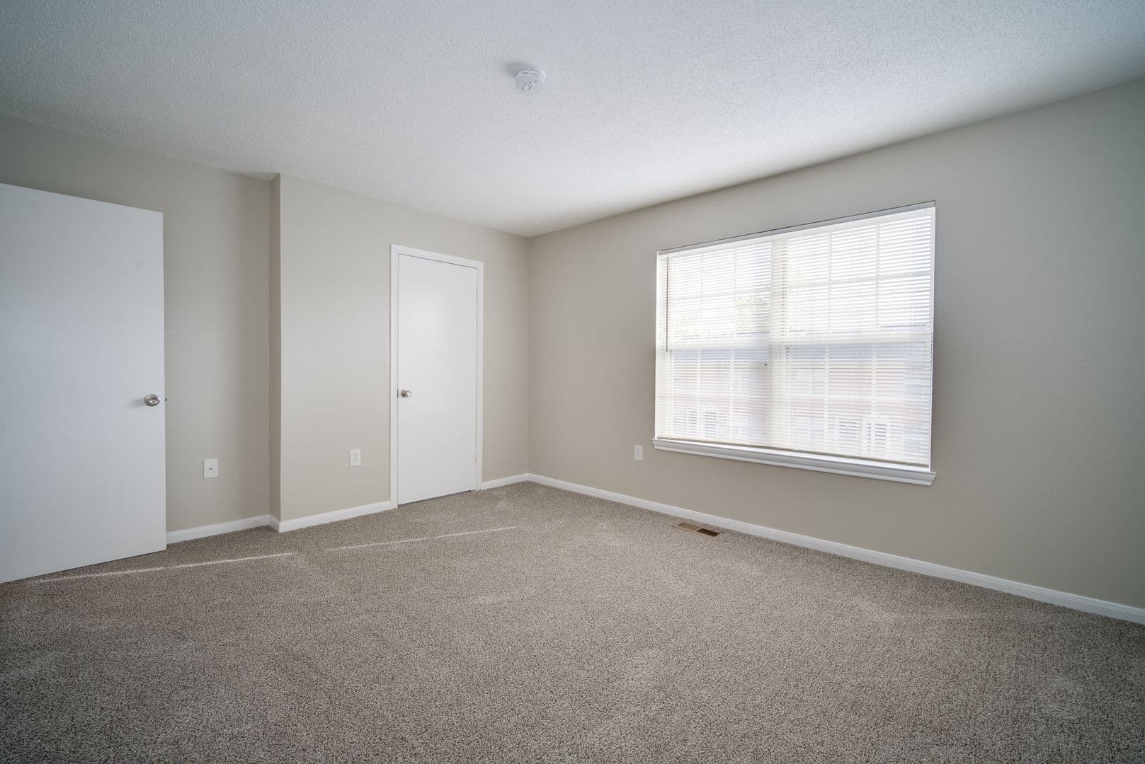 Hamilton Apartment: 5215 Westwind Ave.