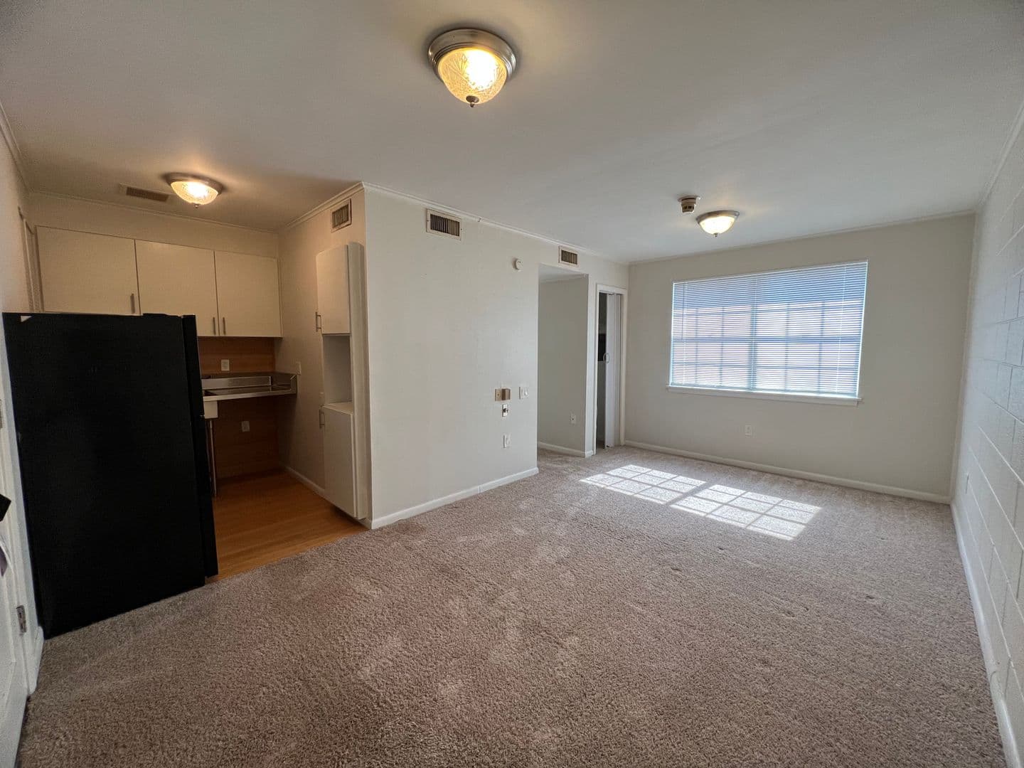 Shreveport Apartment: 3875 Line Avenue
