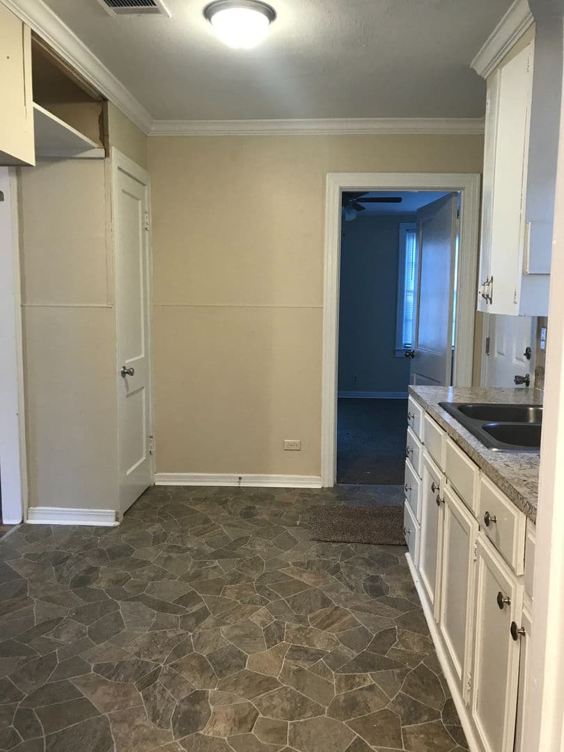 Bossier City House: 2334 Julia Street