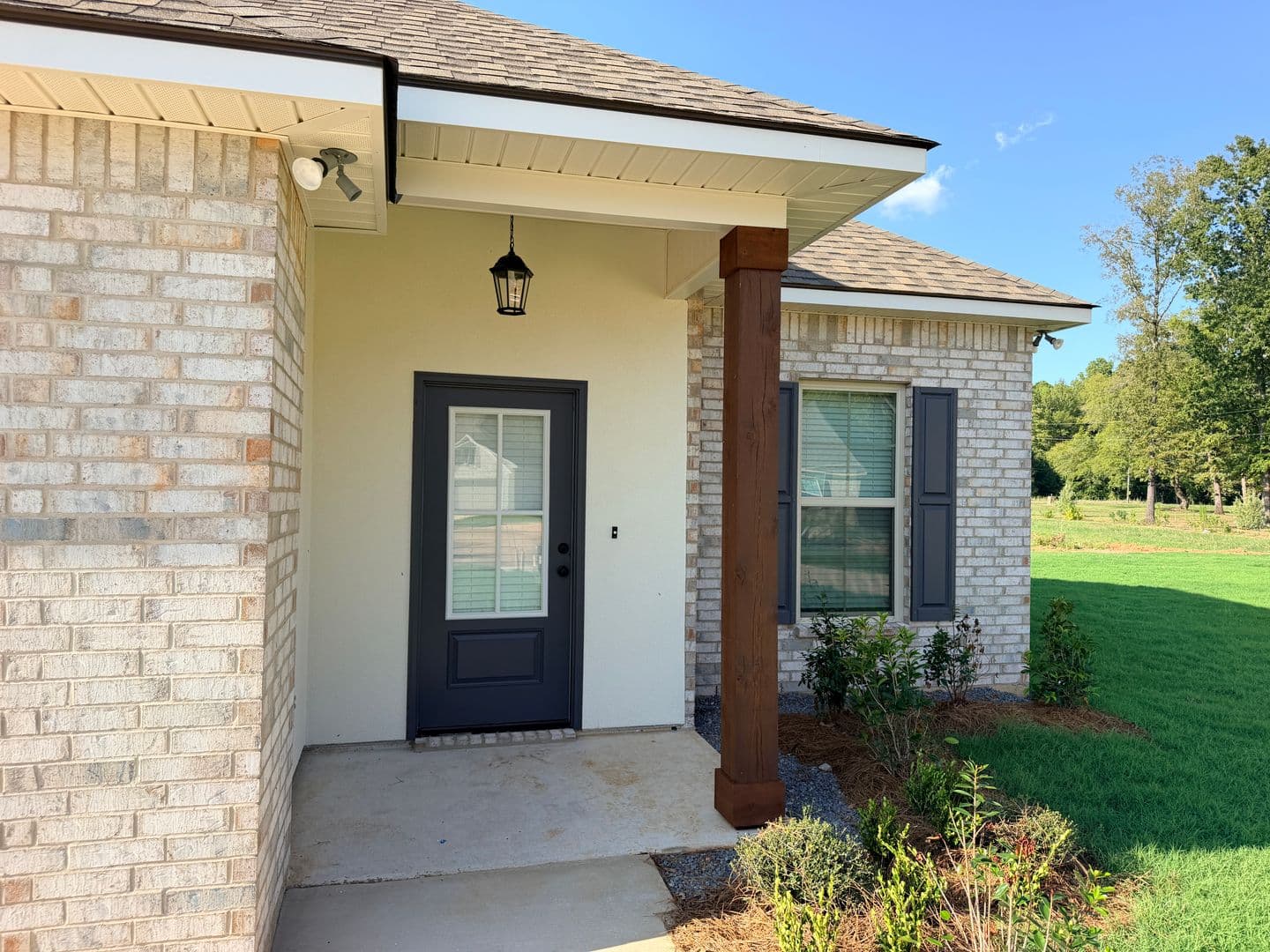Haughton House: 302 Babineaux Lane