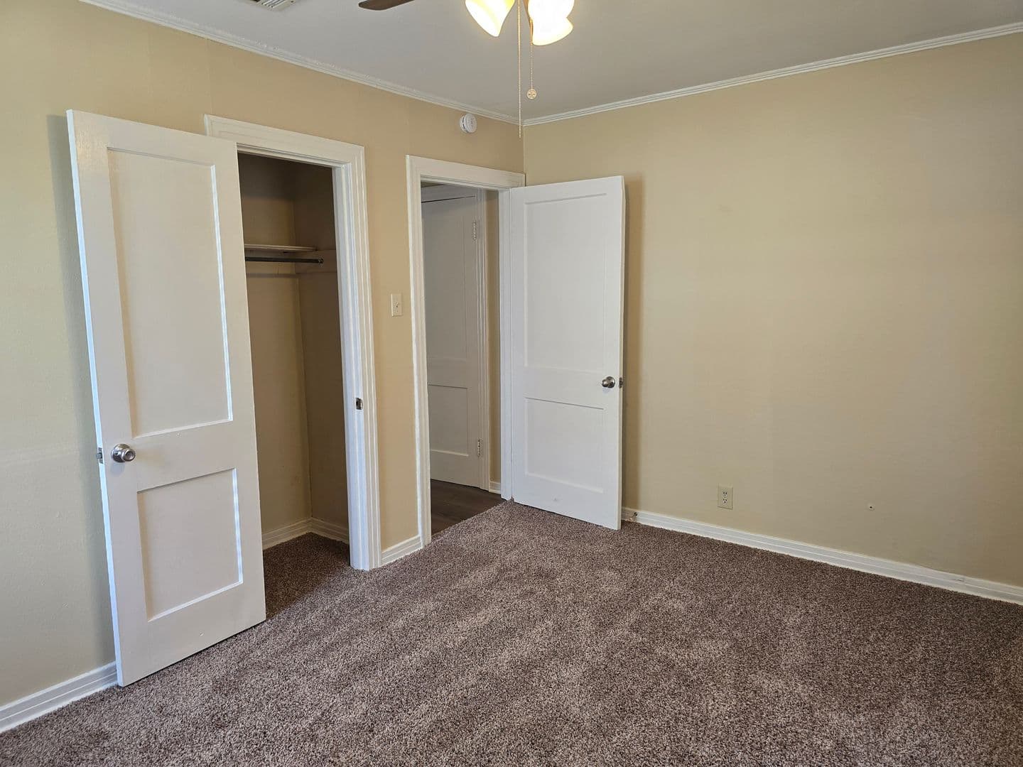 Bossier City House: 2334 Julia Street