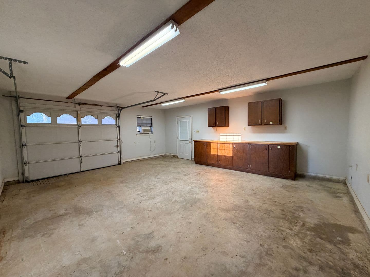 Haughton House: 9103 Dogwood Trail