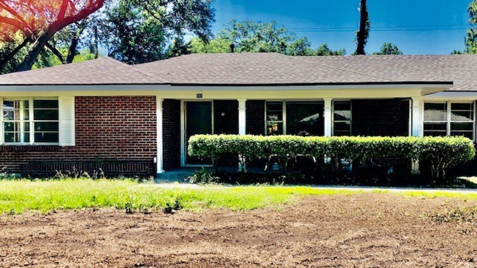 Shreveport House: 141 Lynn Avenue