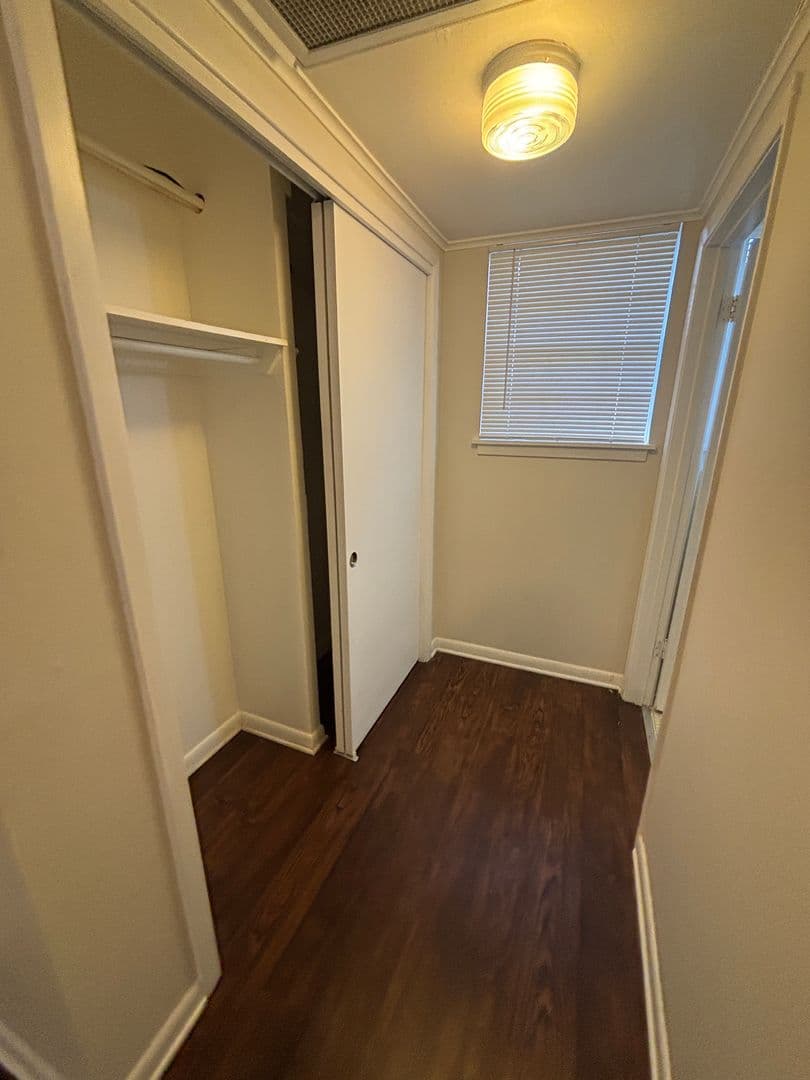 Shreveport Apartment: 3875 Line Avenue