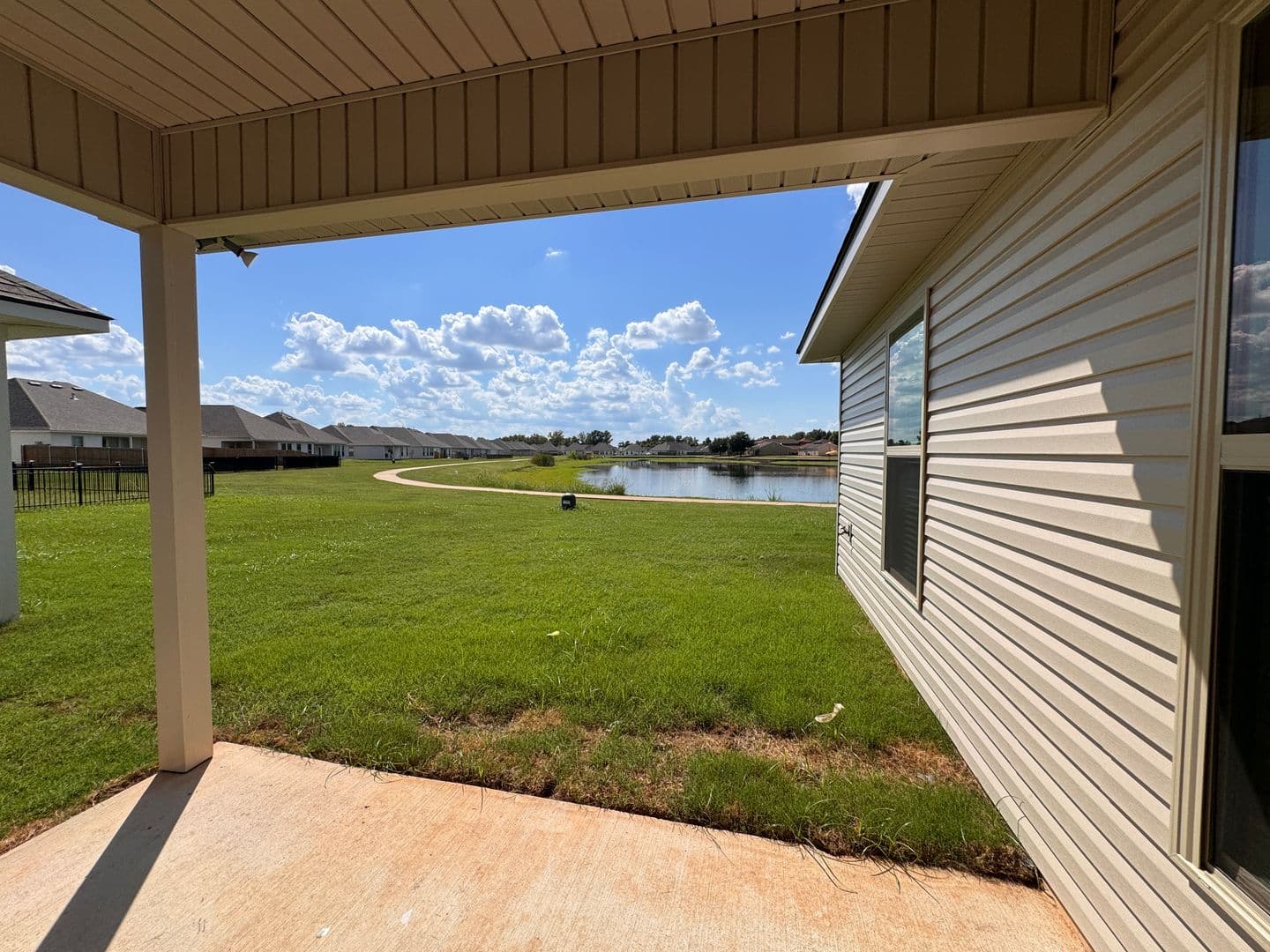 Bossier City House: 818 Venecia