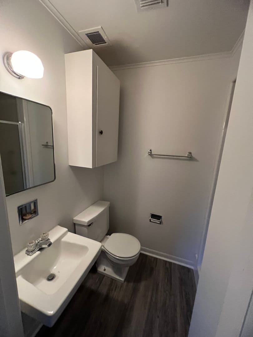 Shreveport Apartment: 3875 Line Avenue