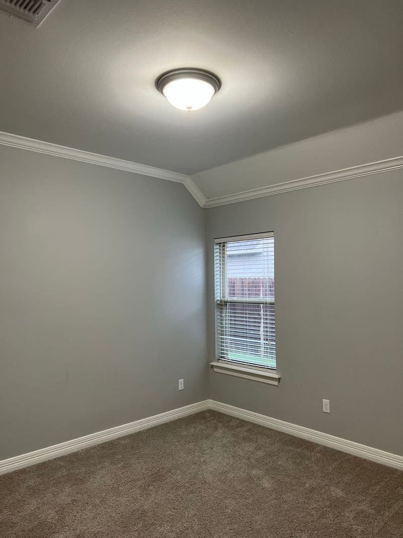 Bossier City House: 617 Labarre Ln.
