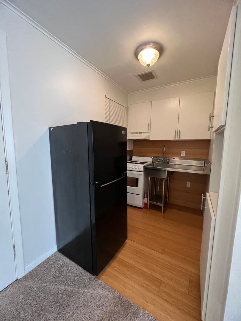 Shreveport Apartment: 3875 Line Avenue