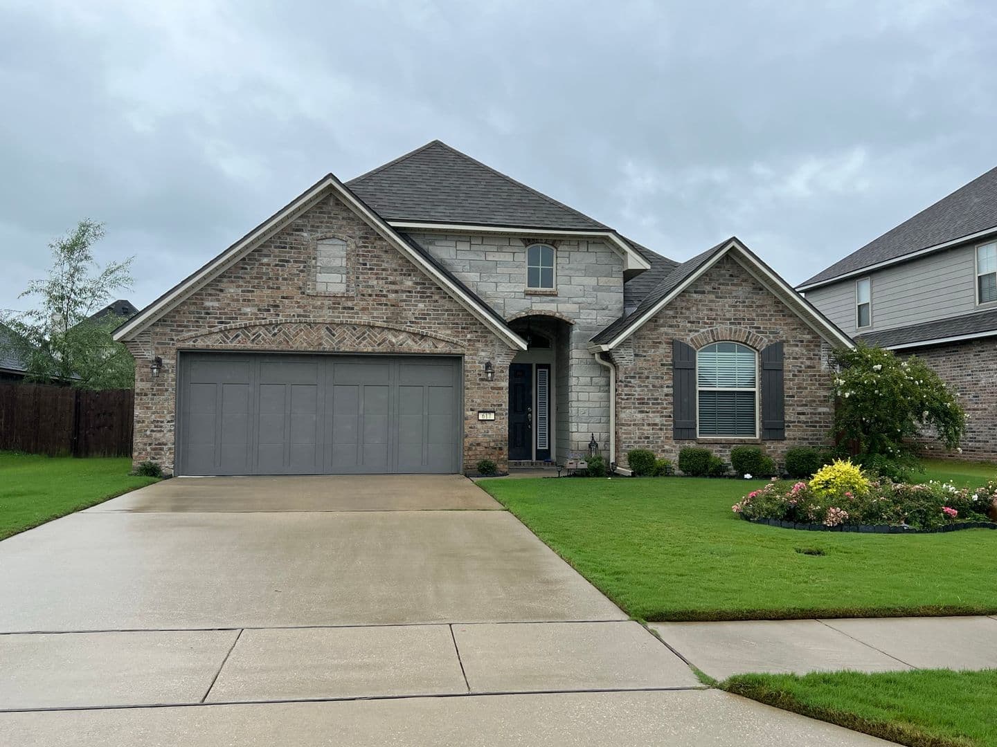 Bossier City House: 617 Labarre Ln.