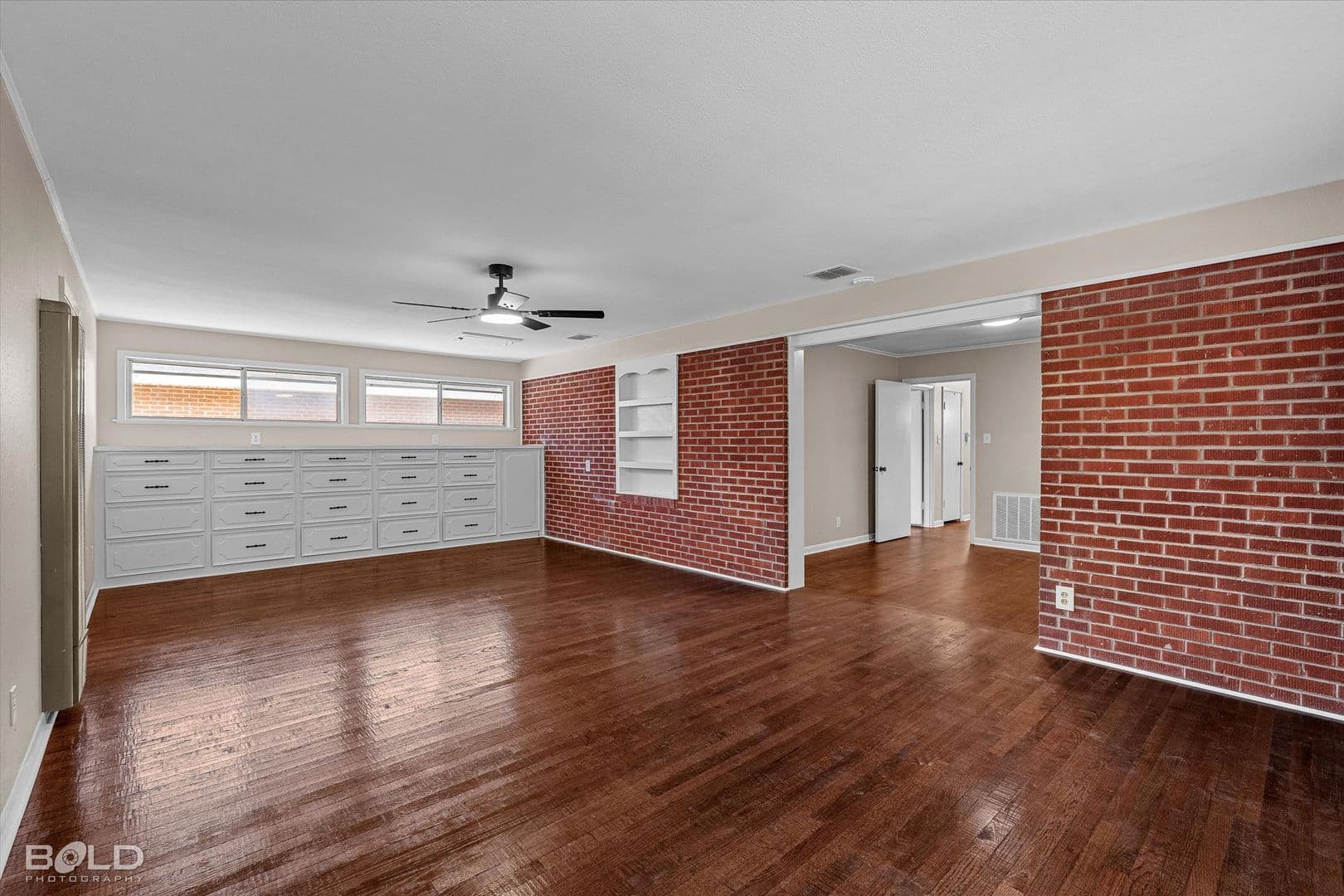 Shreveport House: 822 East River Road