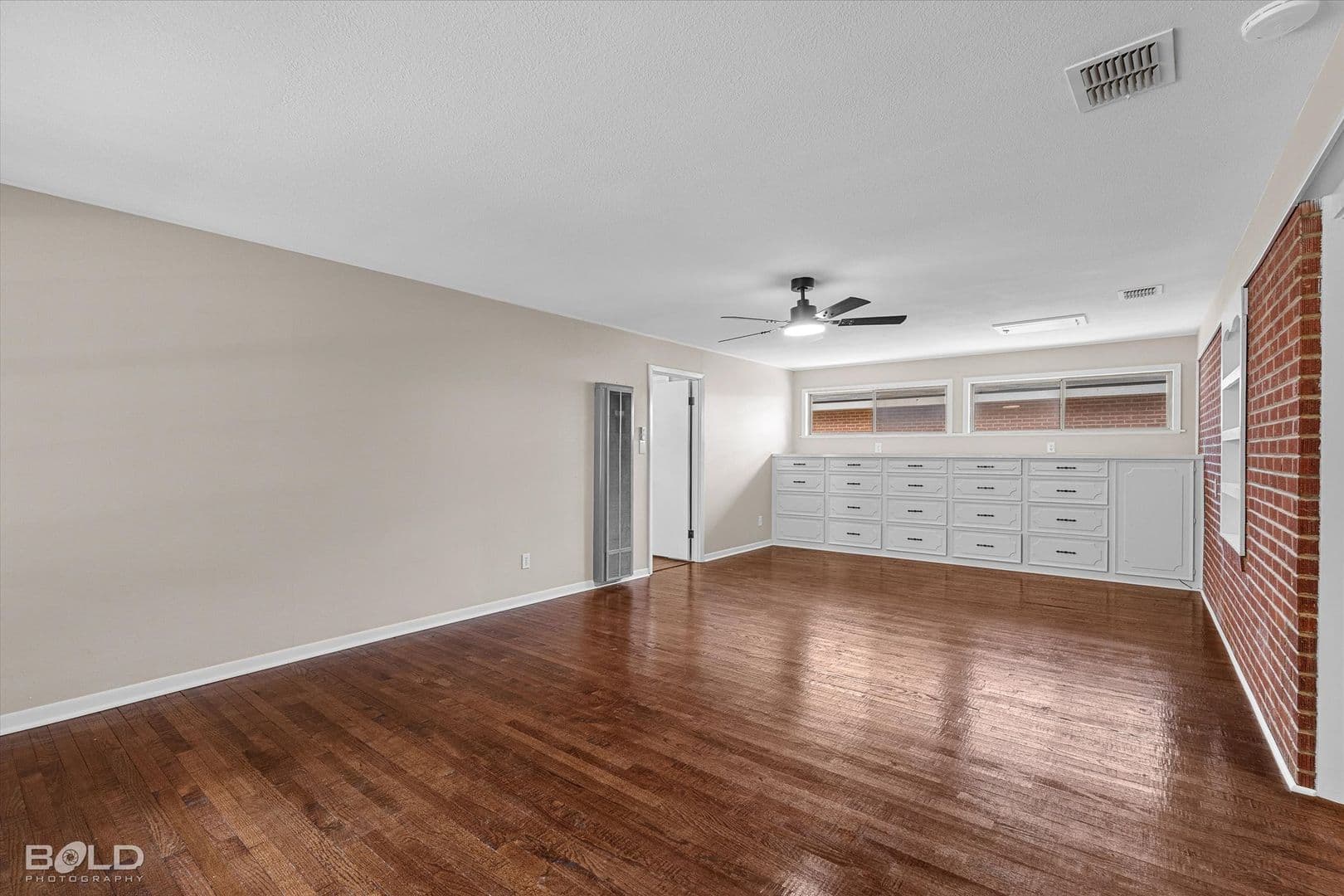 Shreveport House: 822 East River Road