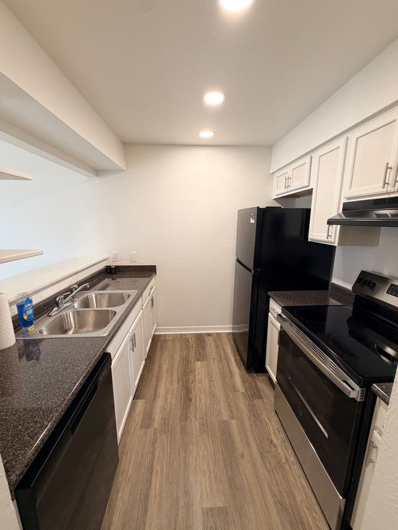 Bossier City House: 5705 East Texas Street
