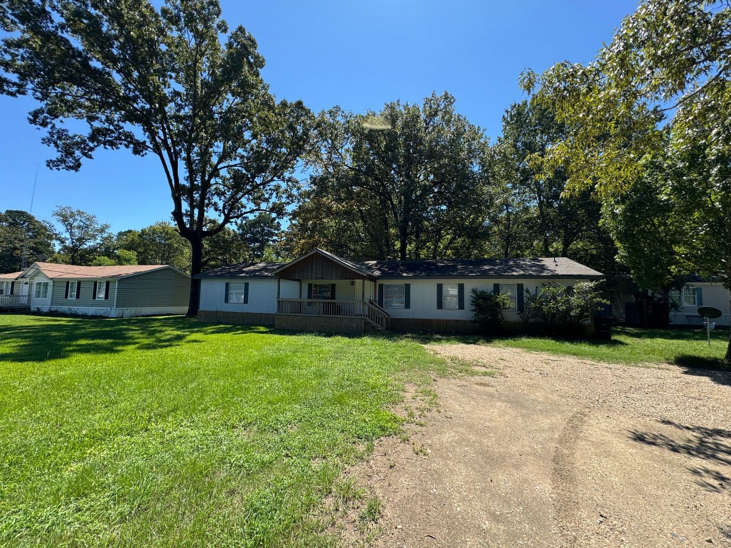 Shreveport House: 161 Flournoy Lucas Road