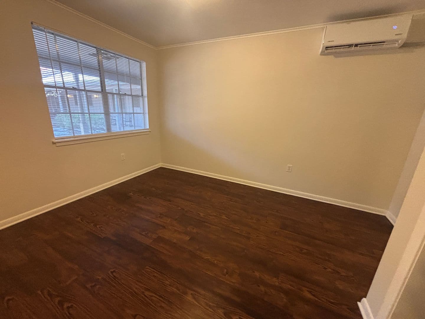 Shreveport Apartment: 3875 Line Avenue
