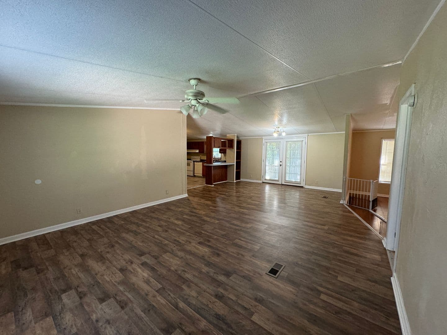 Shreveport House: 161 Flournoy Lucas Road