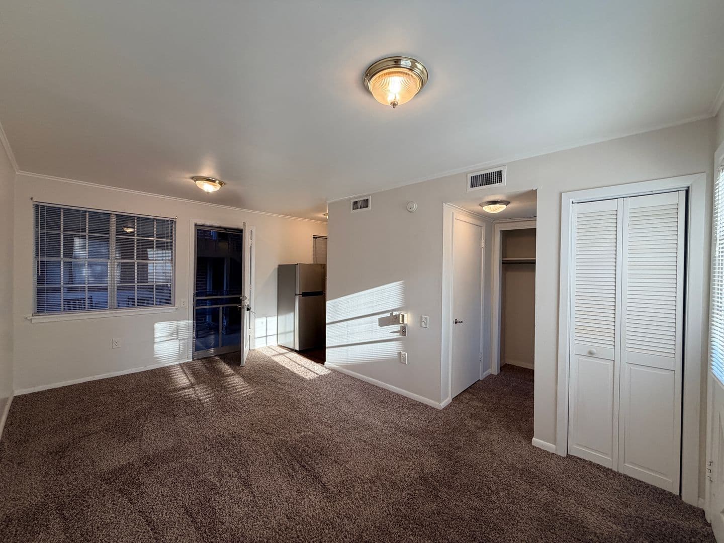 Shreveport Apartment: 3875 Line Avenue