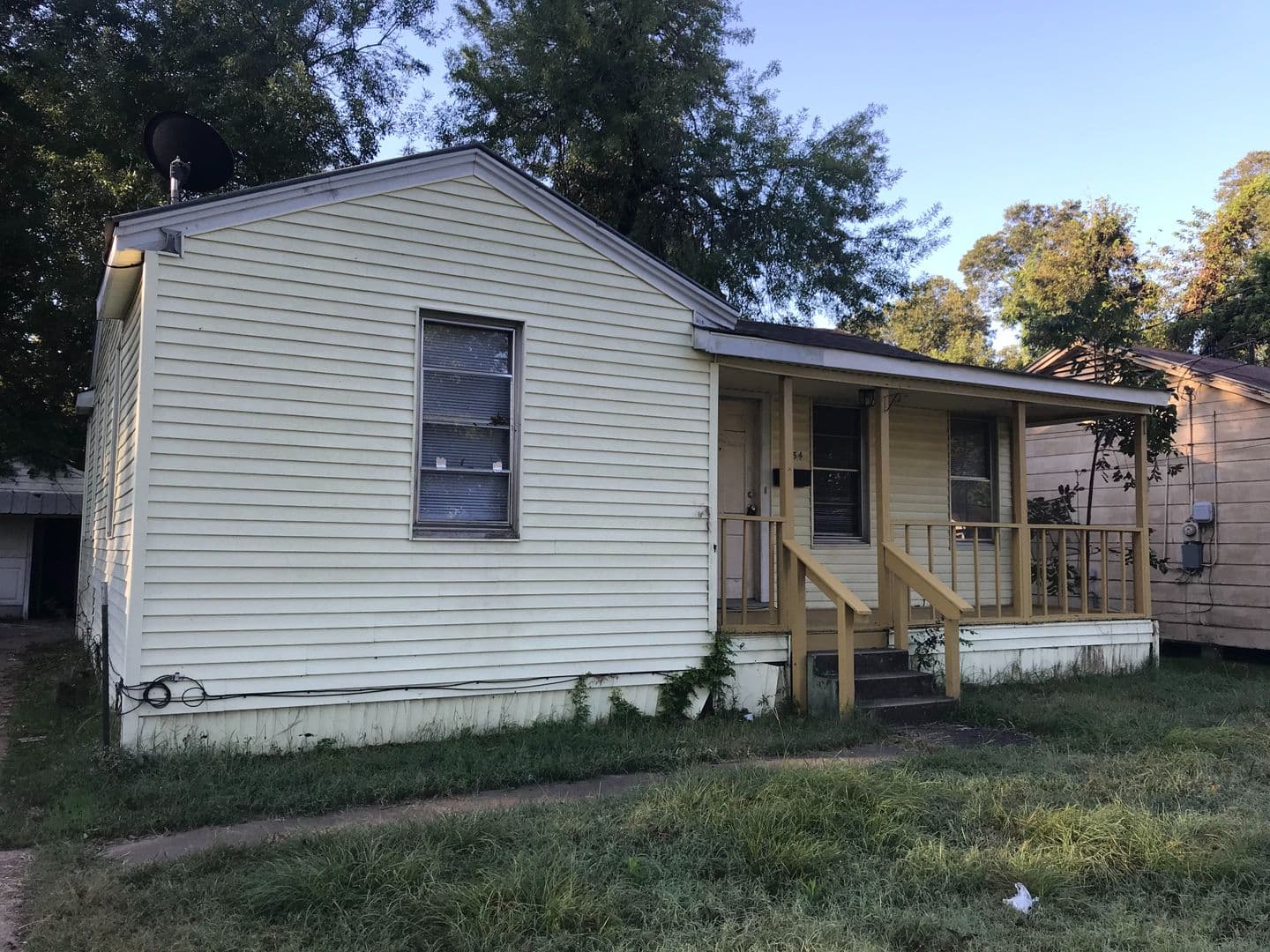 Bossier City House: 2334 Julia Street