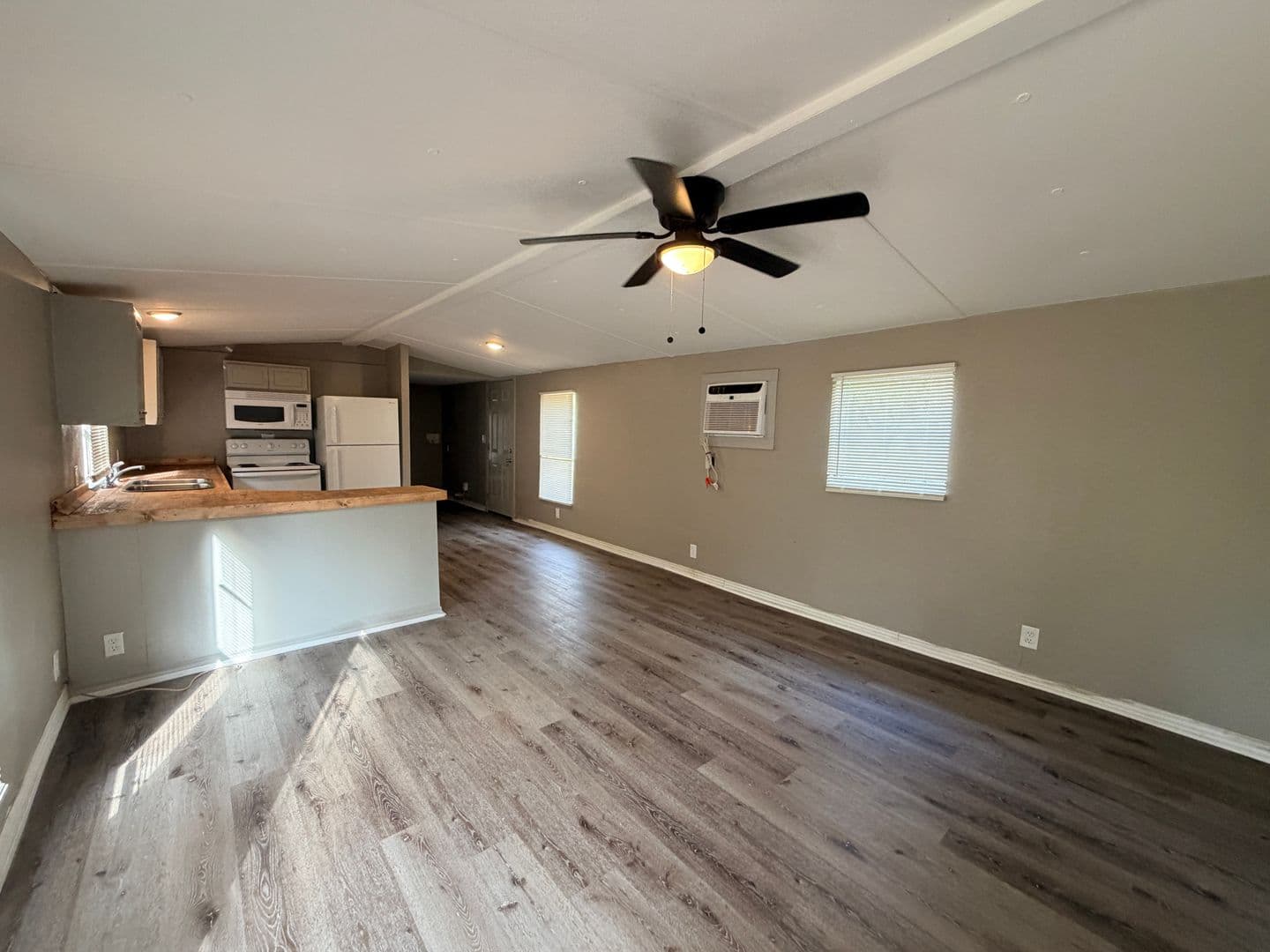 Shreveport House: 4038 Rainer