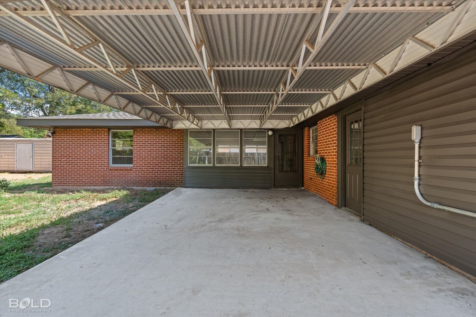 Shreveport House: 822 East River Road