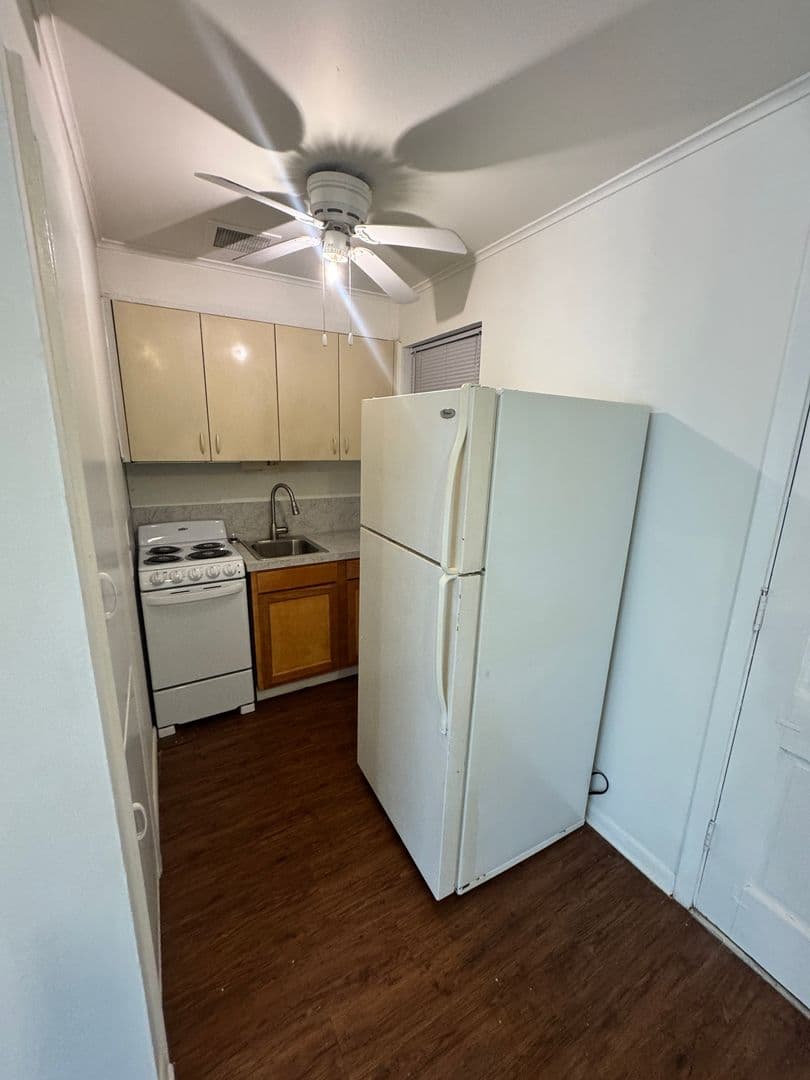 Shreveport Apartment: 3875 Line Avenue