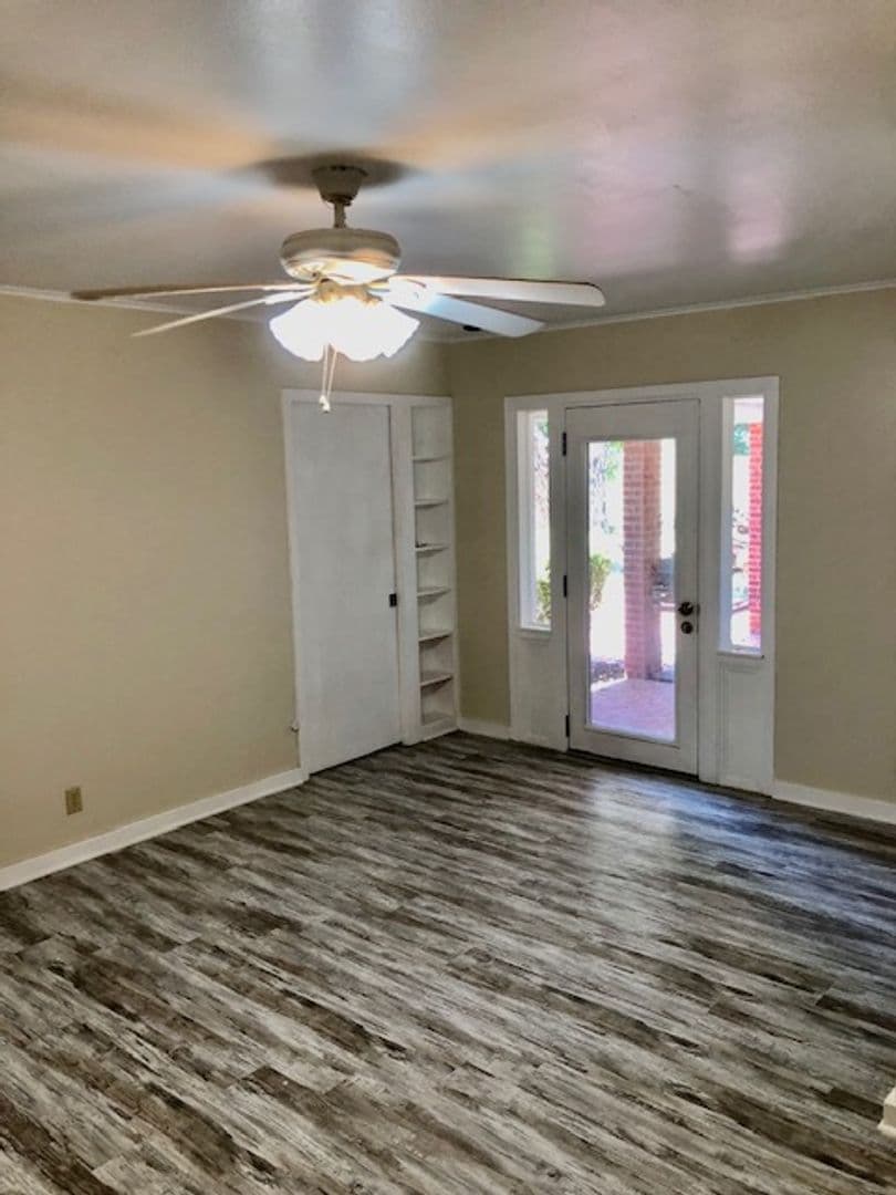 Shreveport House: 141 Lynn Avenue