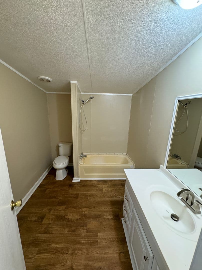 Shreveport House: 161 Flournoy Lucas Road