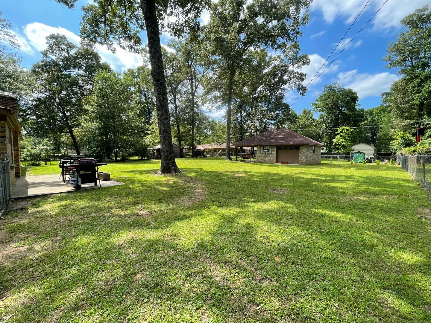 Haughton House: 9103 Dogwood Trail