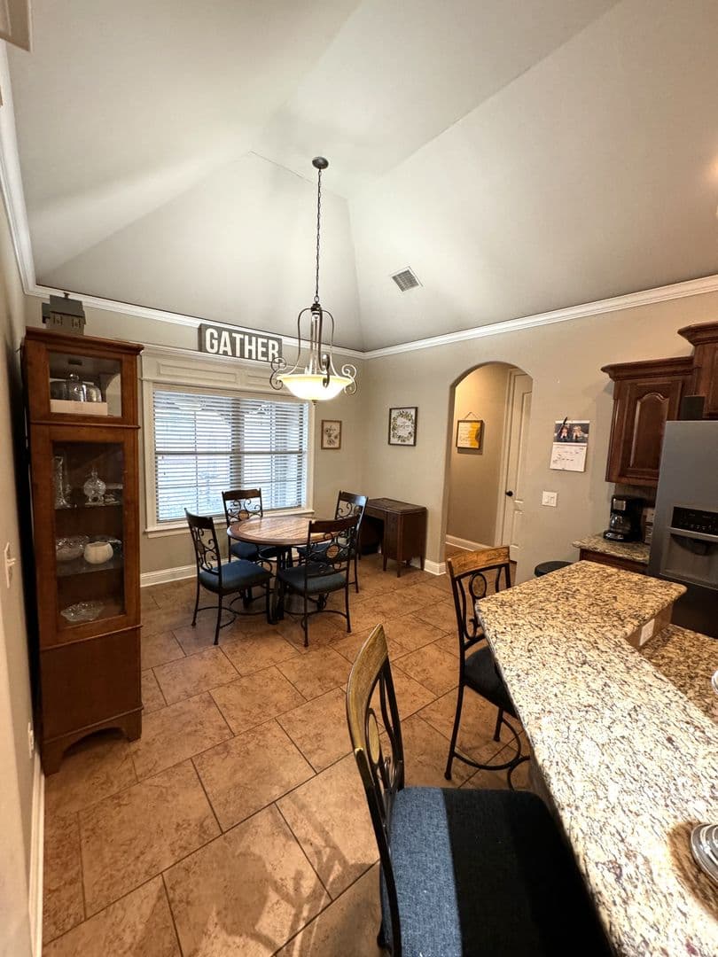 Haughton House: 304 Boulder Drive