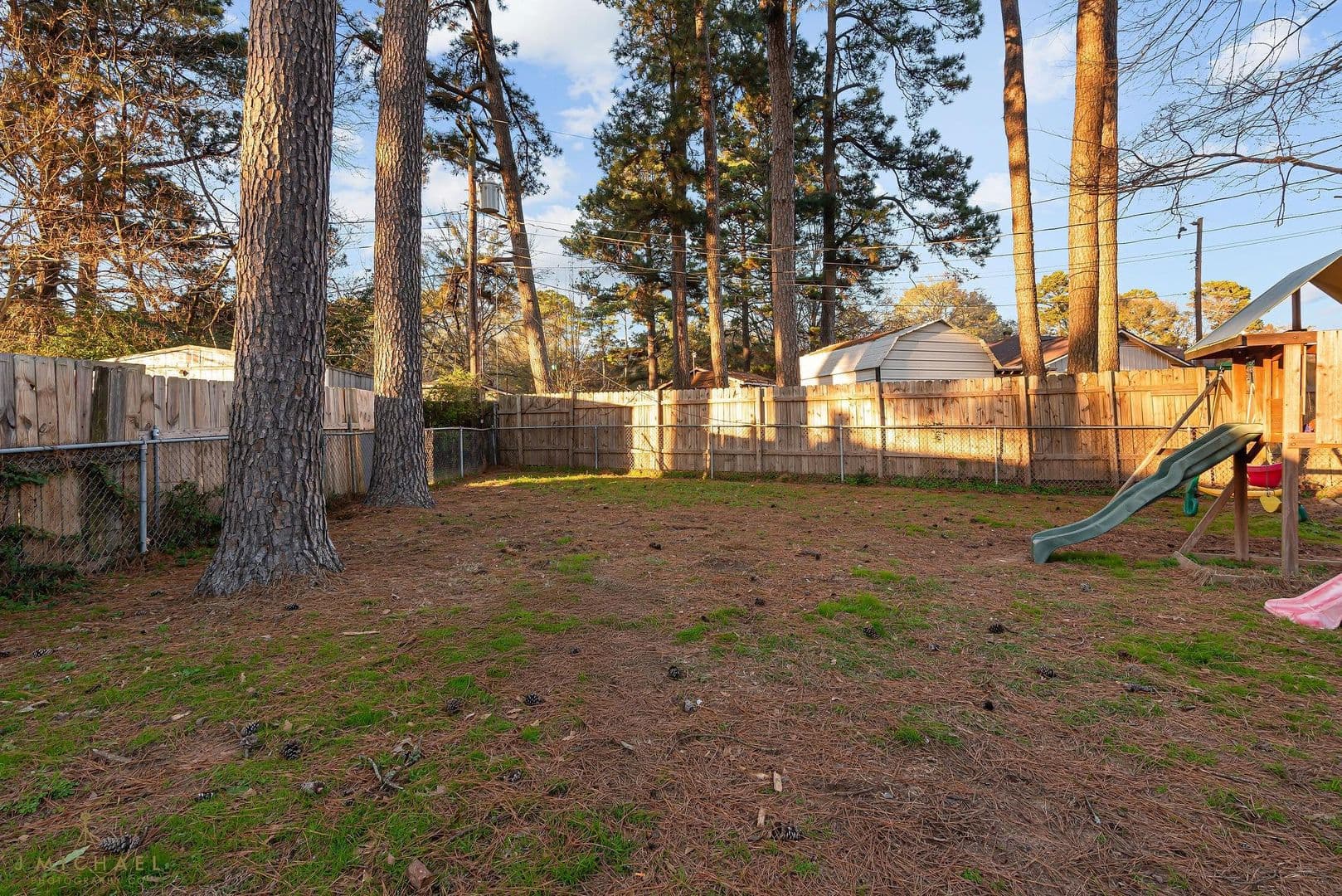Shreveport House: 5520 Knollcrest Drive
