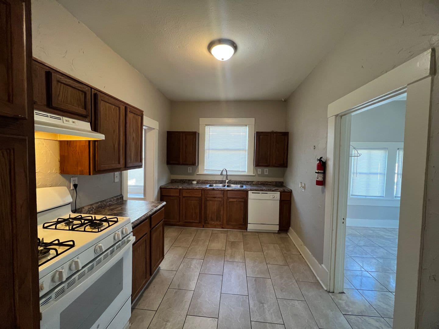 Shreveport House: 414 Atkins Avenue