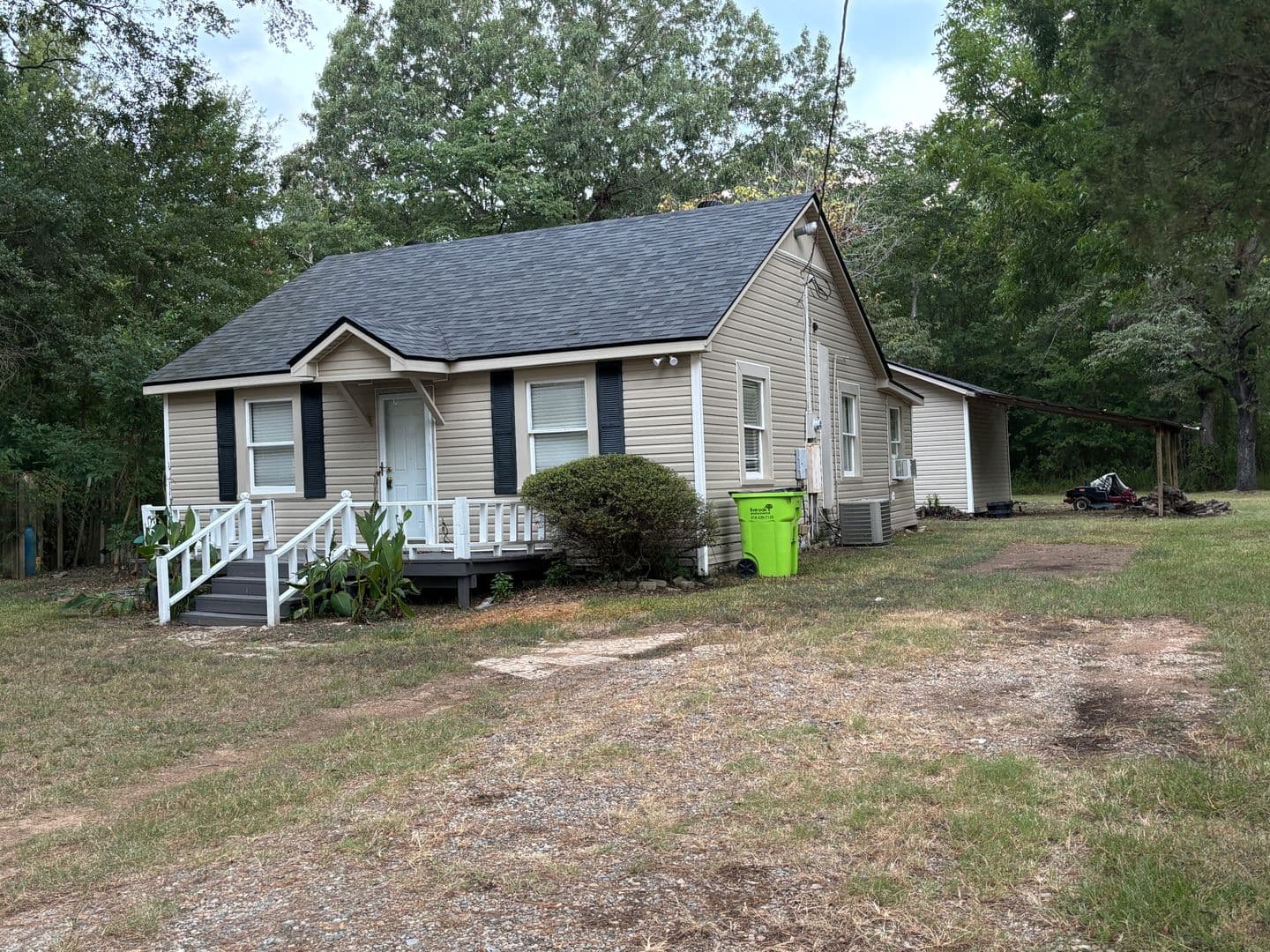 Benton House: 1213 Palmetto Road