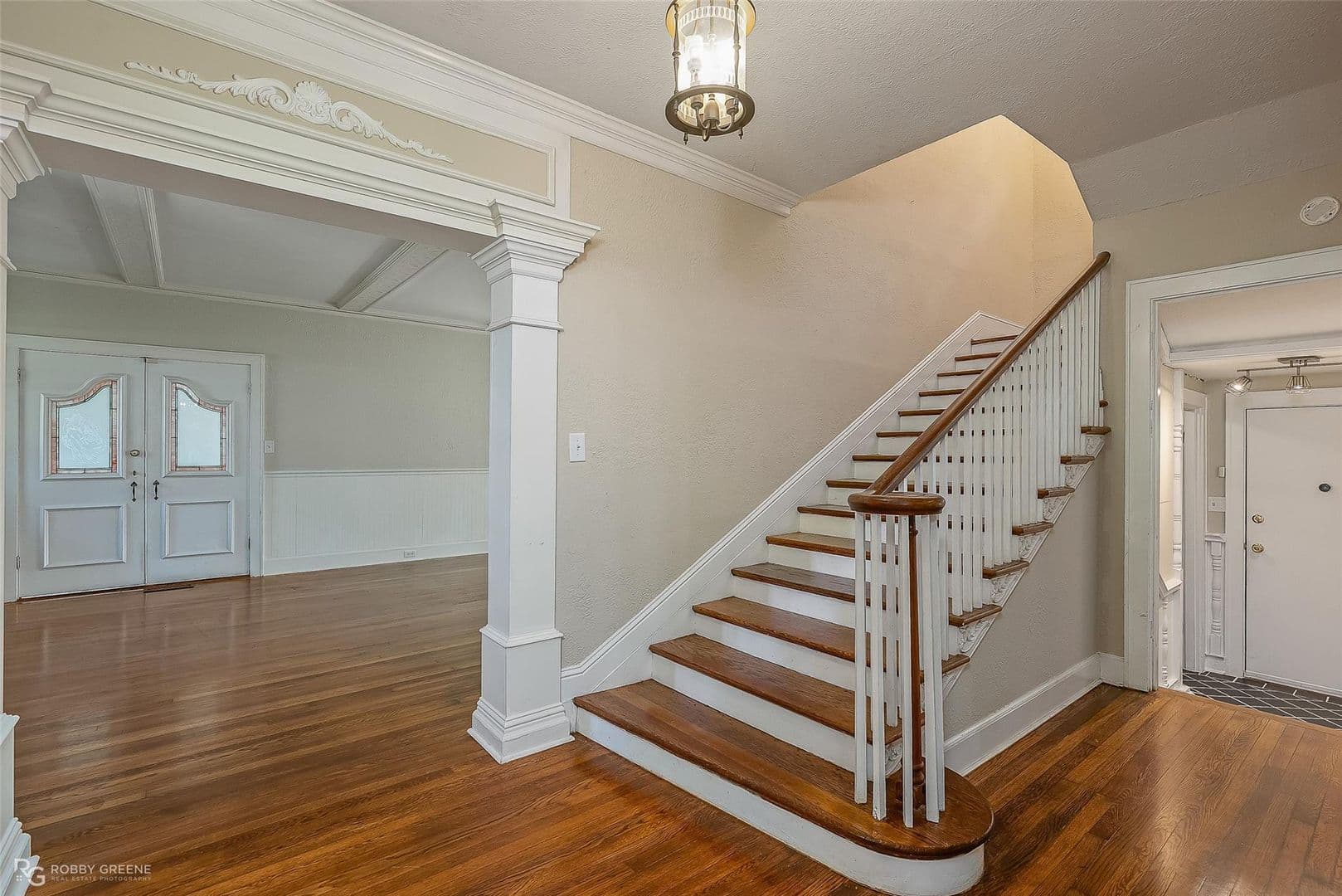 Shreveport House: 1212 East Kings Highway