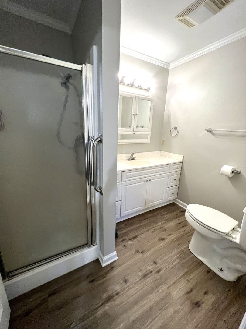 Shreveport Apartment: 924 Francais Drive