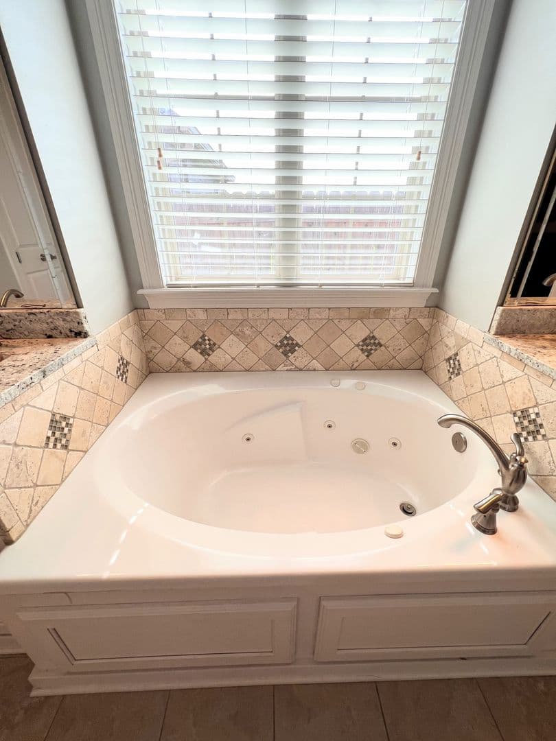 Bossier City House: 725 Dumaine Drive