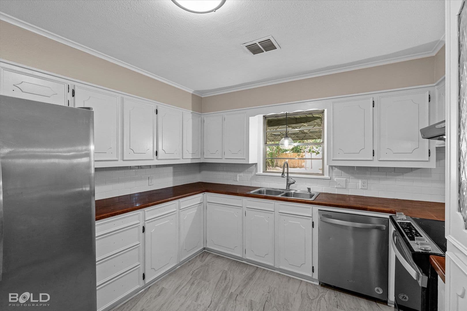 Shreveport House: 822 East River Road