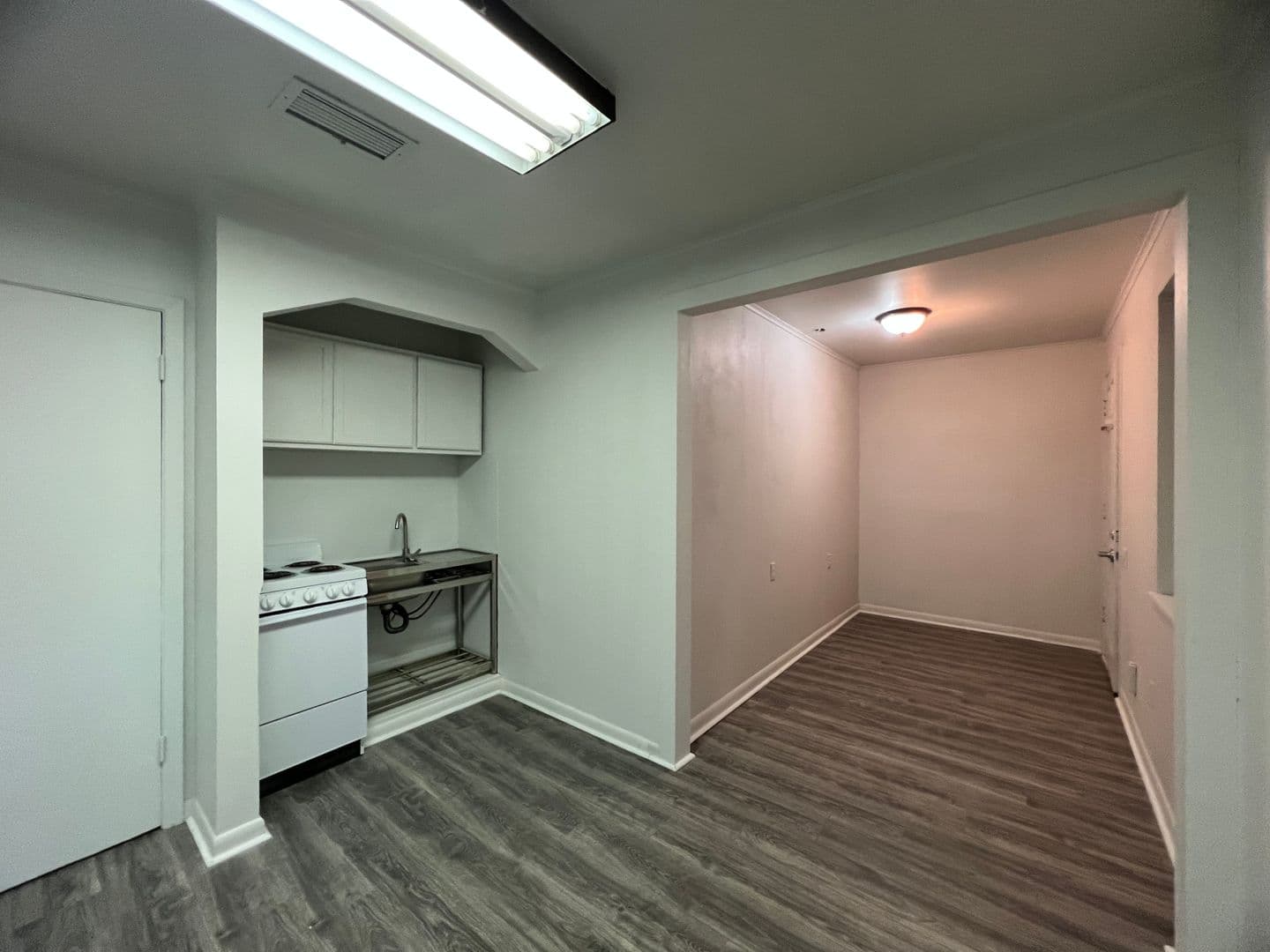 Shreveport Apartment: 3875 Line Avenue