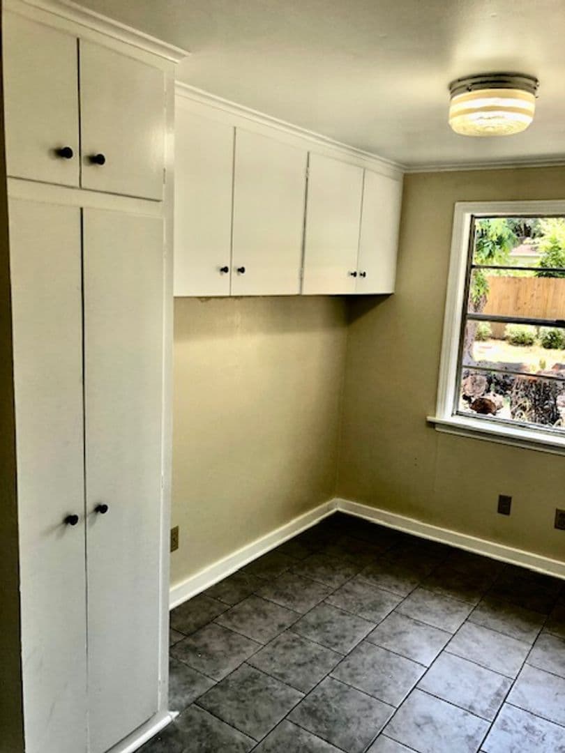 Shreveport House: 141 Lynn Avenue