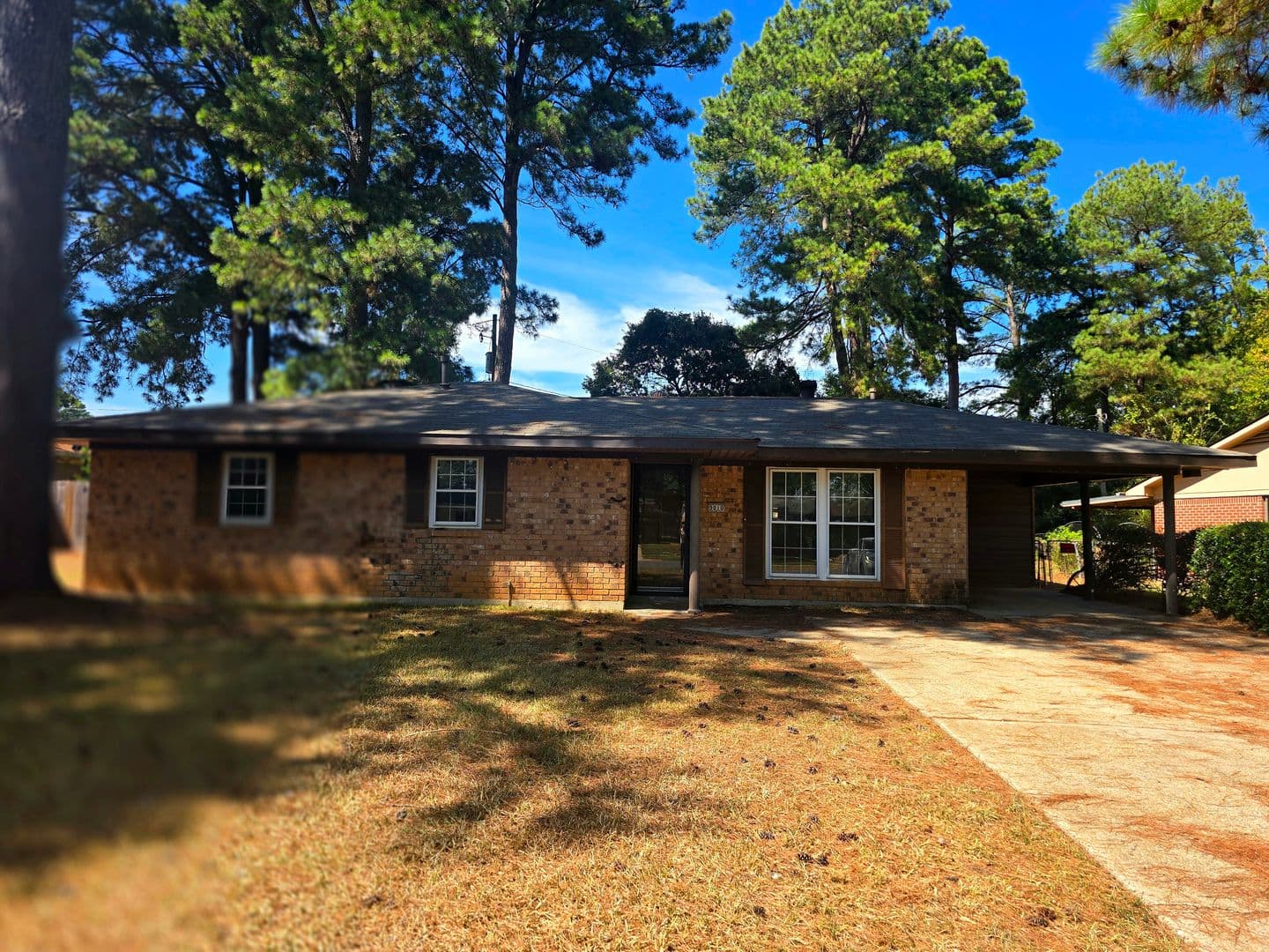 Shreveport House: 9010 Avalon Drive