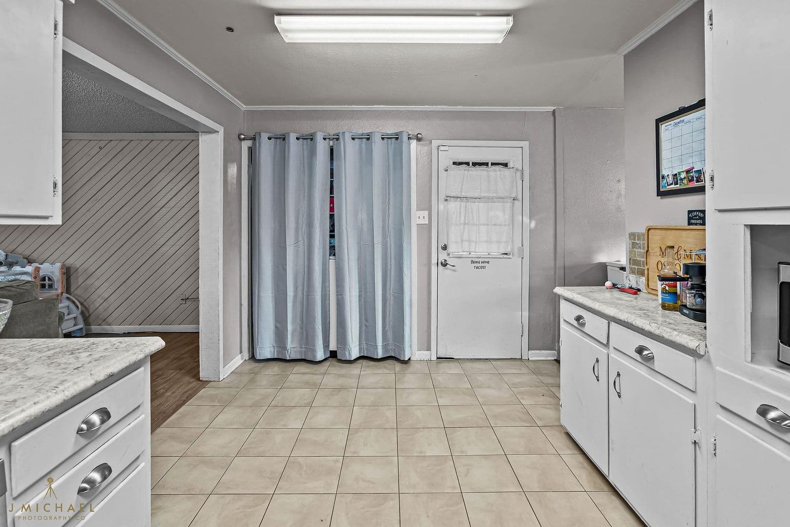 Shreveport House: 5520 Knollcrest Drive
