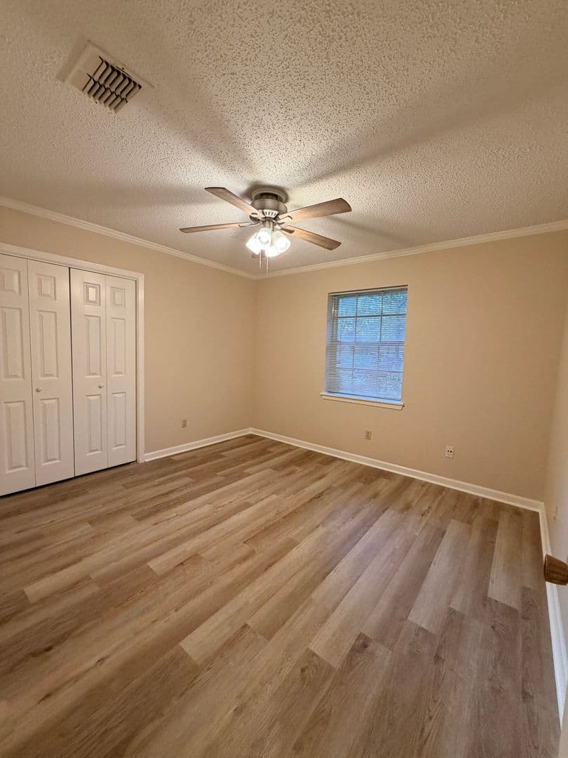 Haughton House: 9103 Dogwood Trail