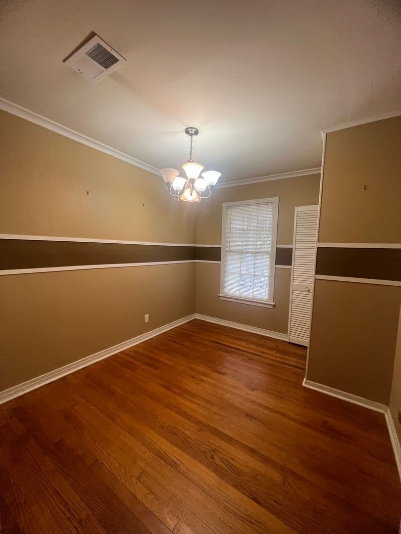 Shreveport House: 4414 Akard Avenue